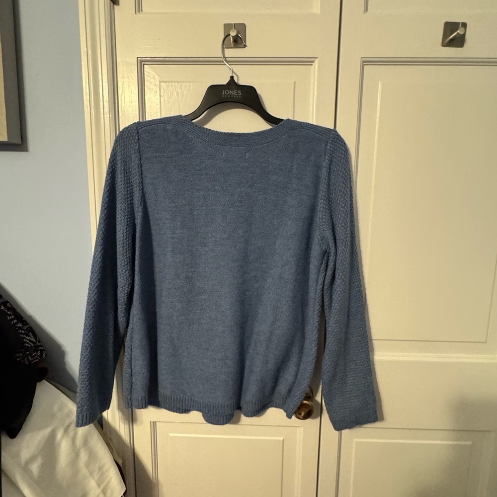 Croft & Barrow Light Blue Cable Knit Sweater. Simple yet elegant. - Picture 6 of 9